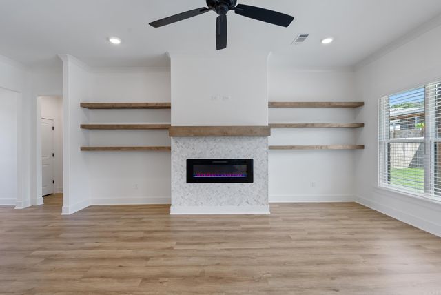 2465 Lilac Drive, Conway, AR 72034