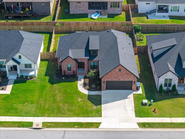 2465 Lilac Drive, Conway, AR 72034