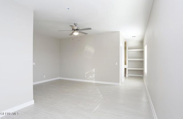 410 THORN Avenue 14, El Paso, TX 79912