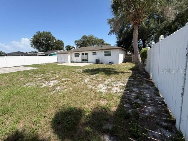 7904 WOODVINE CIRCLE, Tampa, FL 33615