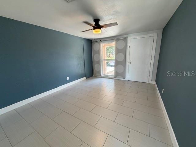 7904 WOODVINE CIRCLE, Tampa, FL 33615