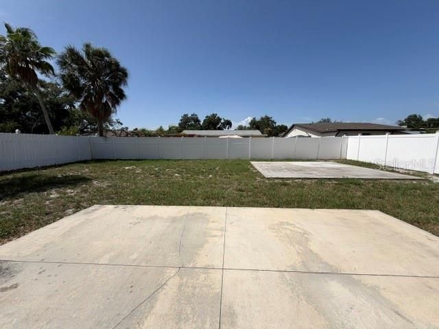 7904 WOODVINE CIRCLE, Tampa, FL 33615