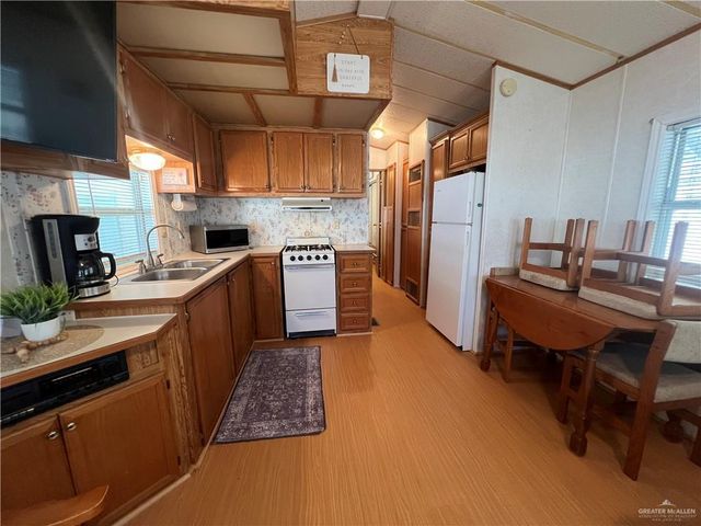 1720 Rio Grande Avenue, Mission, TX 78572