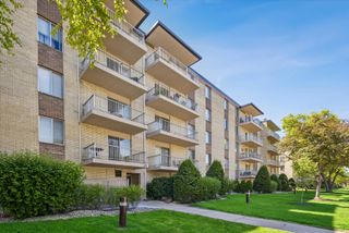 110 W Butterfield Road 510S, Elmhurst, IL 60126