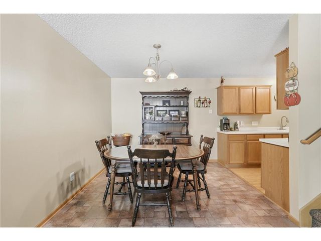 834 Summer Pines Circle, Hudson, WI 54016