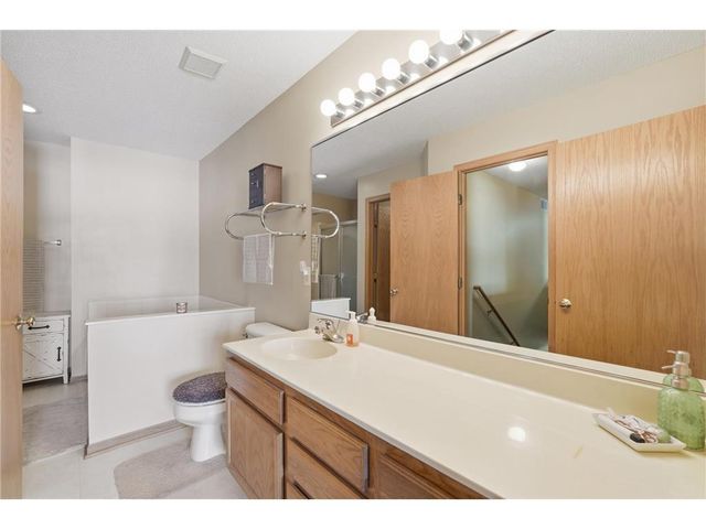 834 Summer Pines Circle, Hudson, WI 54016