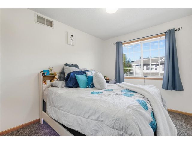 834 Summer Pines Circle, Hudson, WI 54016