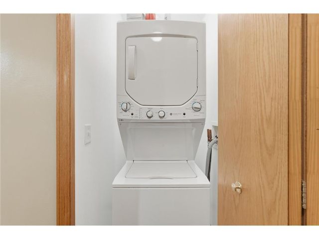 834 Summer Pines Circle, Hudson, WI 54016