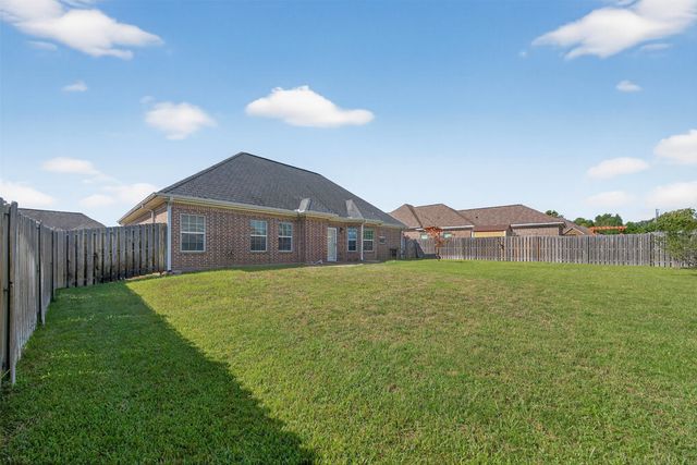 709 Linus Lane, Lindale, TX 75771