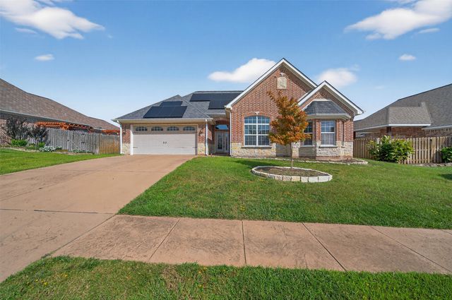 709 Linus Lane, Lindale, TX 75771