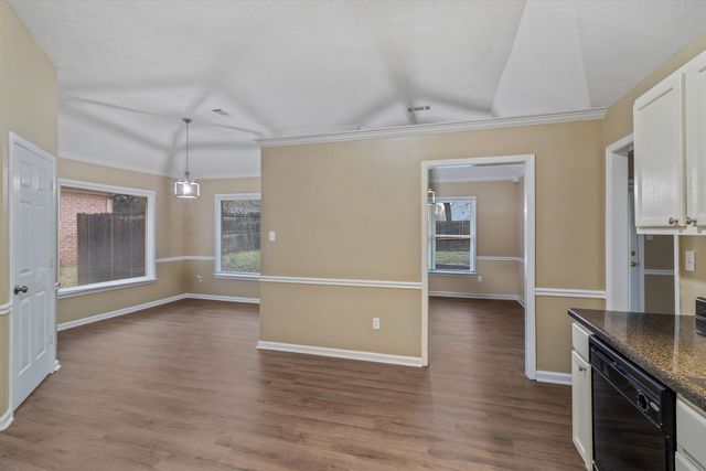 7665 DEXTER RUN CIR, Memphis, TN 38016