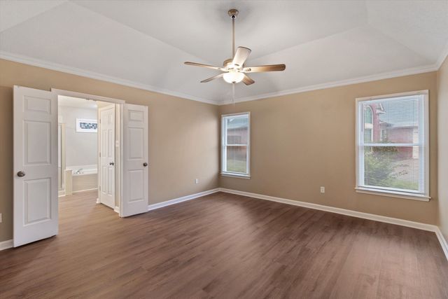 7665 DEXTER RUN CIR, Memphis, TN 38016