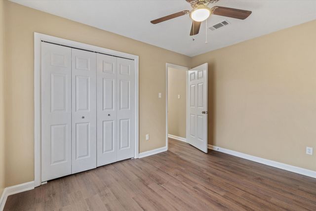 7665 DEXTER RUN CIR, Memphis, TN 38016