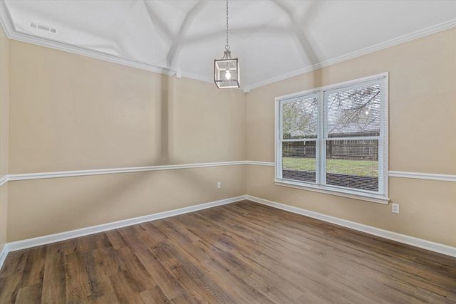 7665 DEXTER RUN CIR, Memphis, TN 38016