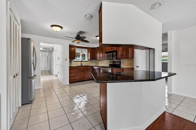 3911 16TH AVENUE N, St Petersburg, FL 33713