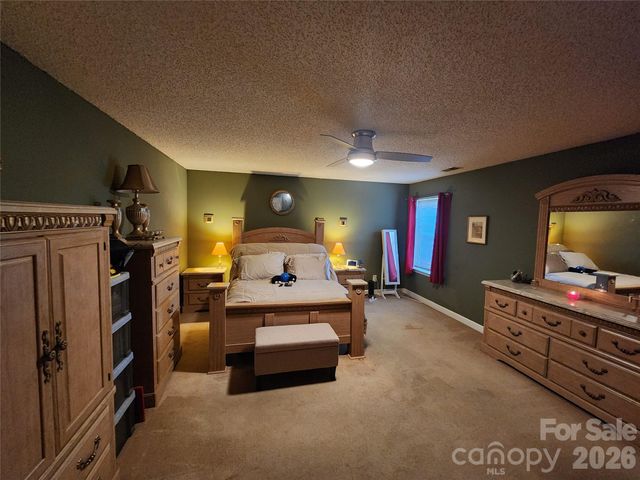 2013 Chadwell Court, Waxhaw, NC 28173