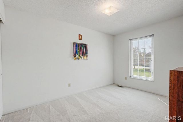 4002 Treeshadow Drive, St Peters, MO 63376