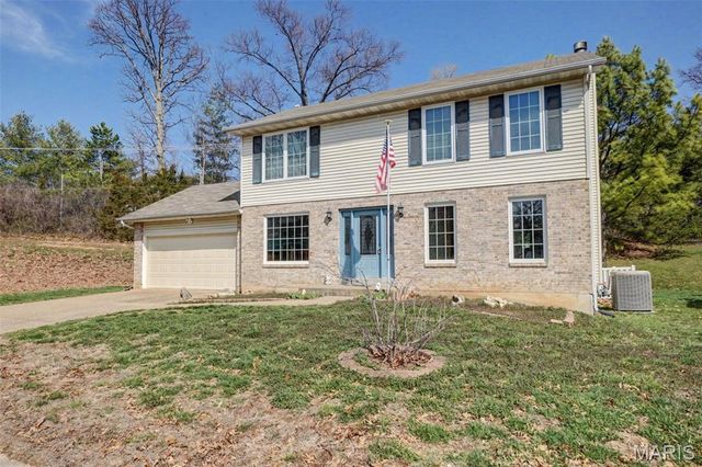 4002 Treeshadow Drive, St Peters, MO 63376