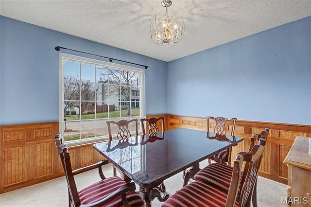 4002 Treeshadow Drive, St Peters, MO 63376