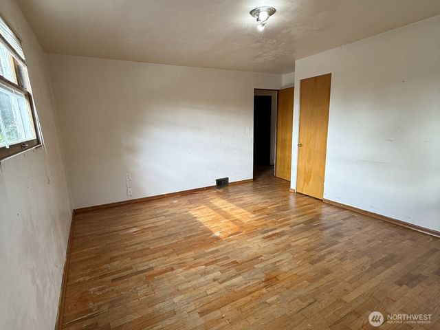 409 106th St S, Tacoma, WA 98444