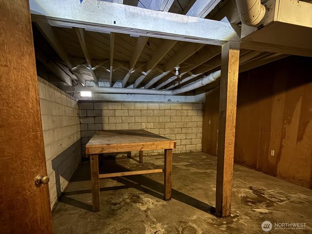 409 106th St S, Tacoma, WA 98444