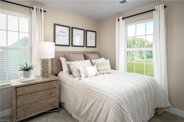217 Reids Place DR, Suffolk, VA 23434