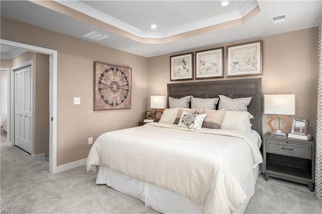 217 Reids Place DR, Suffolk, VA 23434