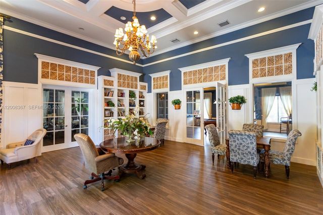 6831 SW 44th St 101, Miami, FL 33155