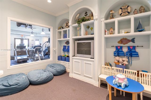 6831 SW 44th St 101, Miami, FL 33155