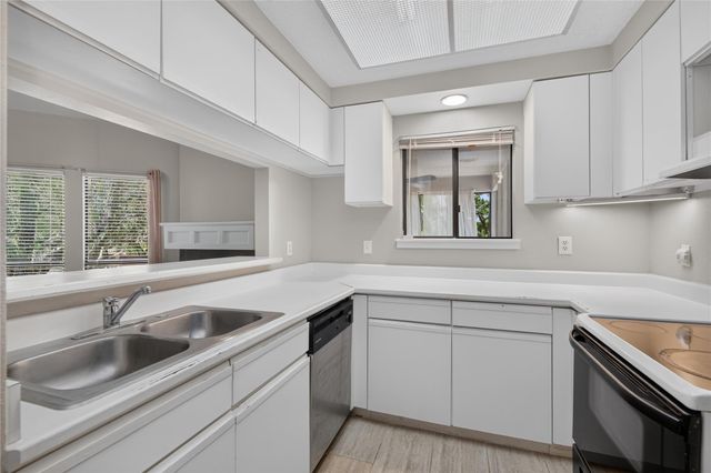 4144 Greystone Way 105, Sugar Land, TX 77479