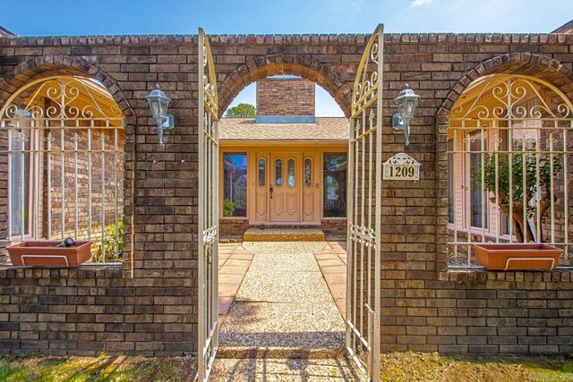 1209 Silverwood Trail, North Little Rock, AR 72116