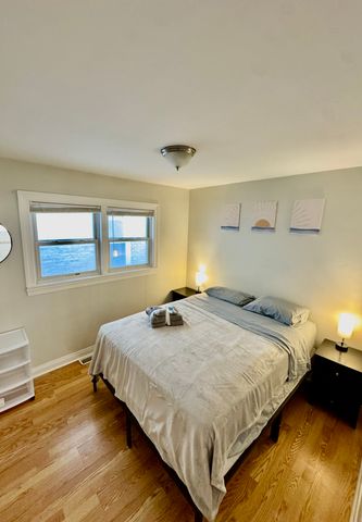 3556 W Dickens Avenue, Chicago, IL 60647