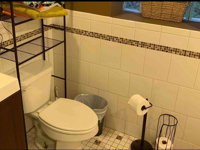 3556 W Dickens Avenue, Chicago, IL 60647