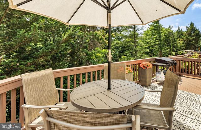 6747 APPLEMINT LN, Alexandria, VA 22310