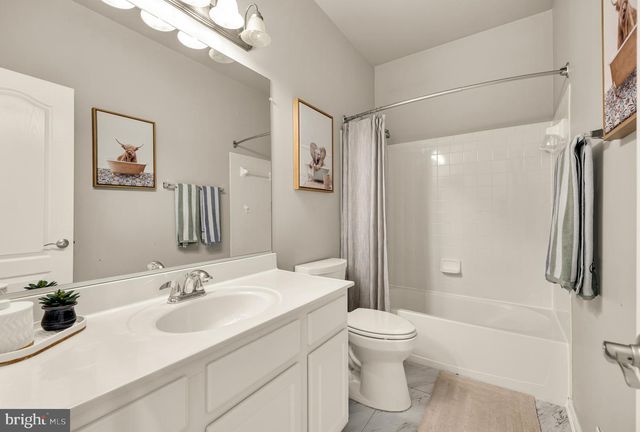 6747 APPLEMINT LN, Alexandria, VA 22310