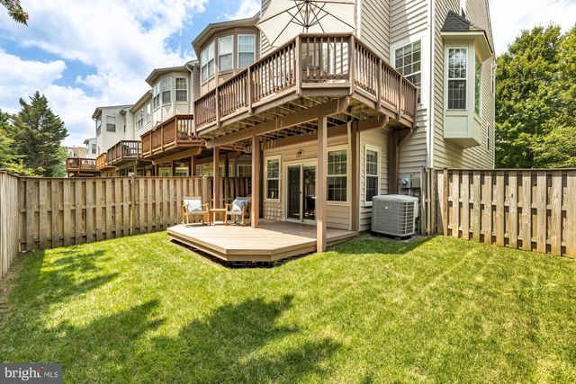 6747 APPLEMINT LN, Alexandria, VA 22310