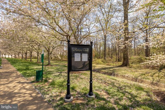 6747 APPLEMINT LN, Alexandria, VA 22310