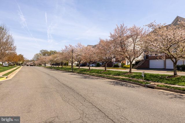 6747 APPLEMINT LN, Alexandria, VA 22310