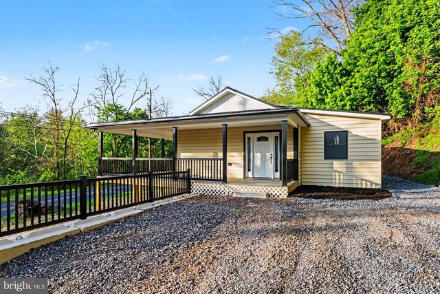 104 DELLVILLE DAM RD, Duncannon, PA 17020