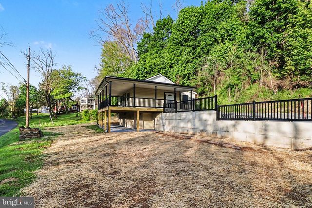 104 DELLVILLE DAM RD, Duncannon, PA 17020