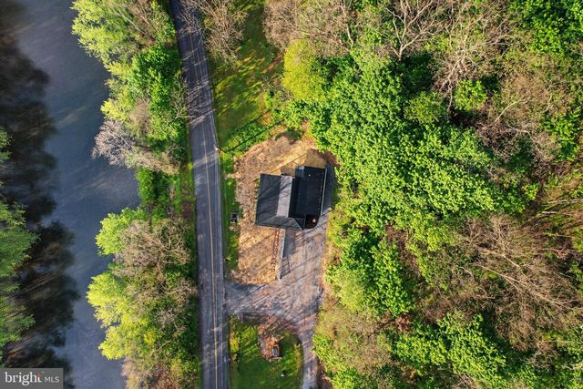 104 DELLVILLE DAM RD, Duncannon, PA 17020