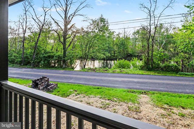 104 DELLVILLE DAM RD, Duncannon, PA 17020