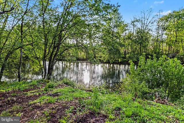 104 DELLVILLE DAM RD, Duncannon, PA 17020