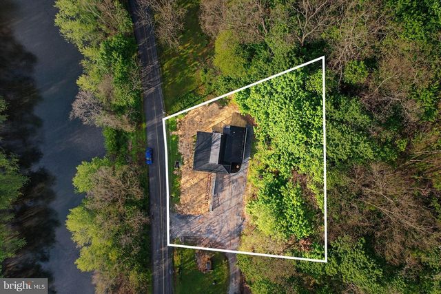 104 DELLVILLE DAM RD, Duncannon, PA 17020