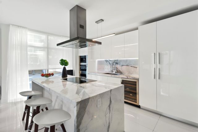 300 Sunny Isles Boulevard 4-501, Sunny Isles Beach, FL 33160