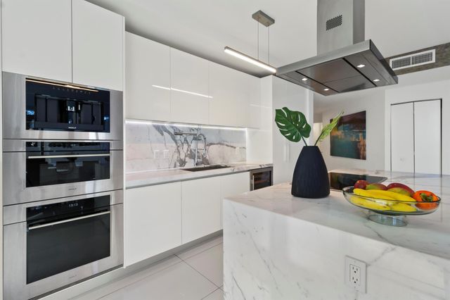 300 Sunny Isles Boulevard 4-501, Sunny Isles Beach, FL 33160