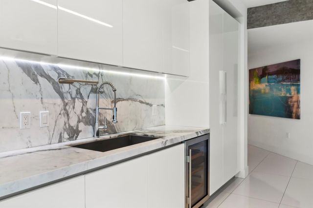 300 Sunny Isles Boulevard 4-501, Sunny Isles Beach, FL 33160