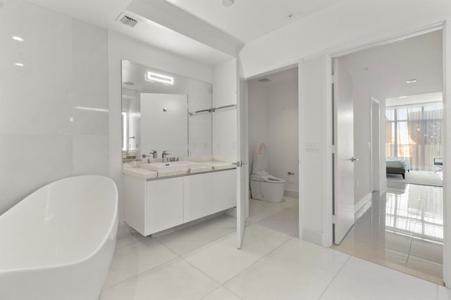 300 Sunny Isles Boulevard 4-501, Sunny Isles Beach, FL 33160