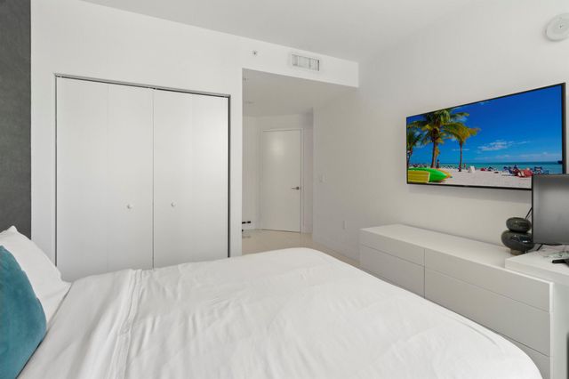 300 Sunny Isles Boulevard 4-501, Sunny Isles Beach, FL 33160