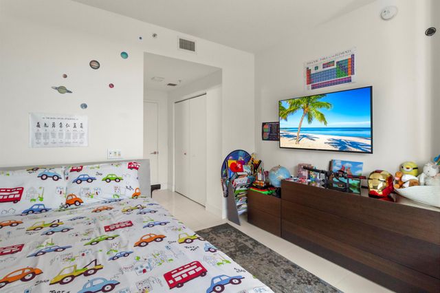 300 Sunny Isles Boulevard 4-501, Sunny Isles Beach, FL 33160